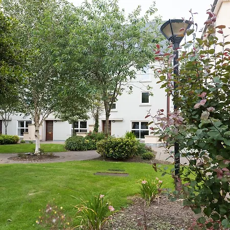 Most Photographed Street In Ireland-best Location Apartment