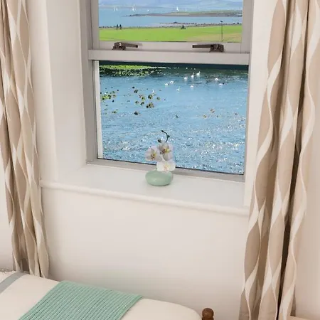 Most Photographed Street In Ireland-best Location Apartment *