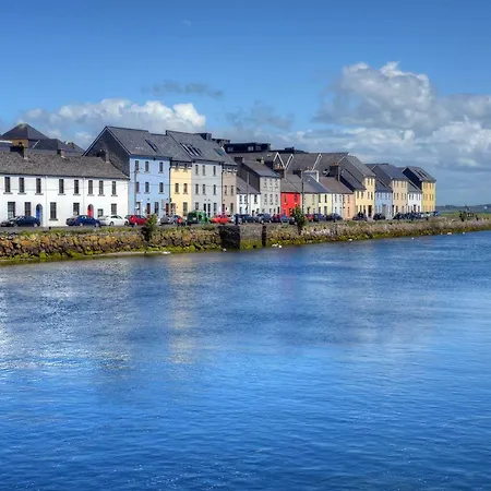 Apartment Most Photographed Street In Ireland-best Location